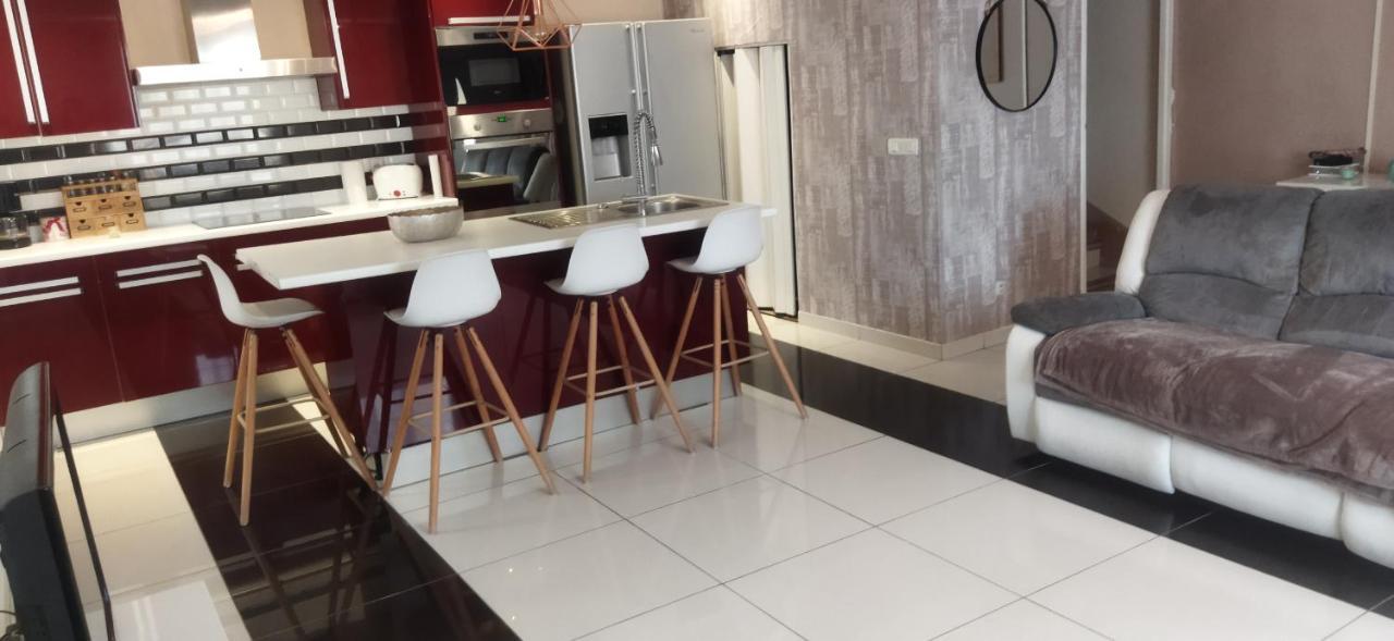 Maison De Ville Aude Apartment Lézignan-Corbières Екстериор снимка